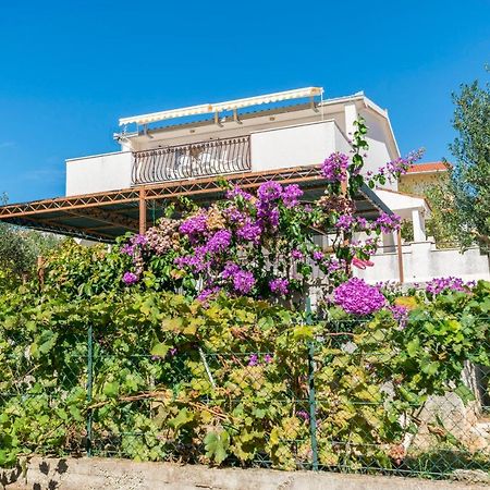 Apartments Neda Trogir Ngoại thất bức ảnh