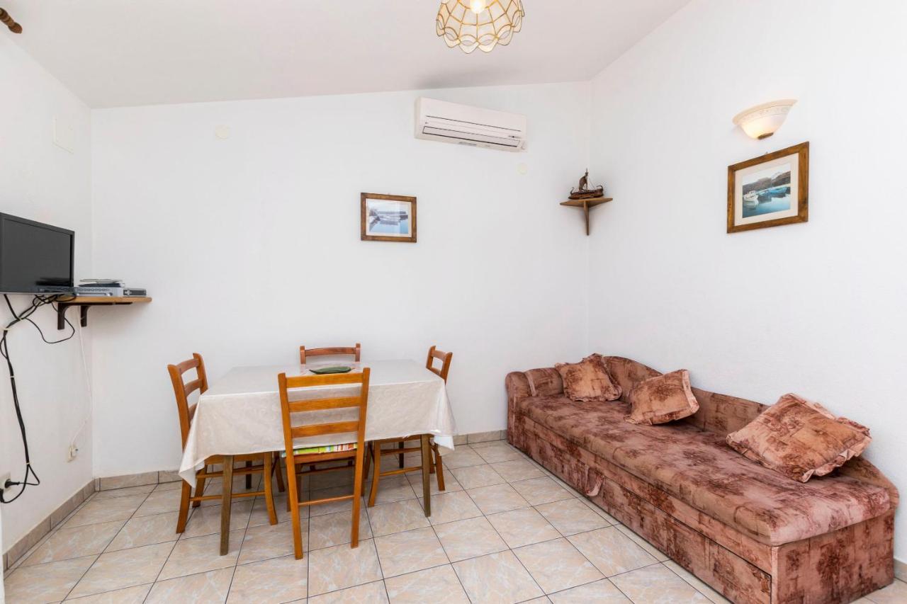 Apartments Neda Trogir Ngoại thất bức ảnh