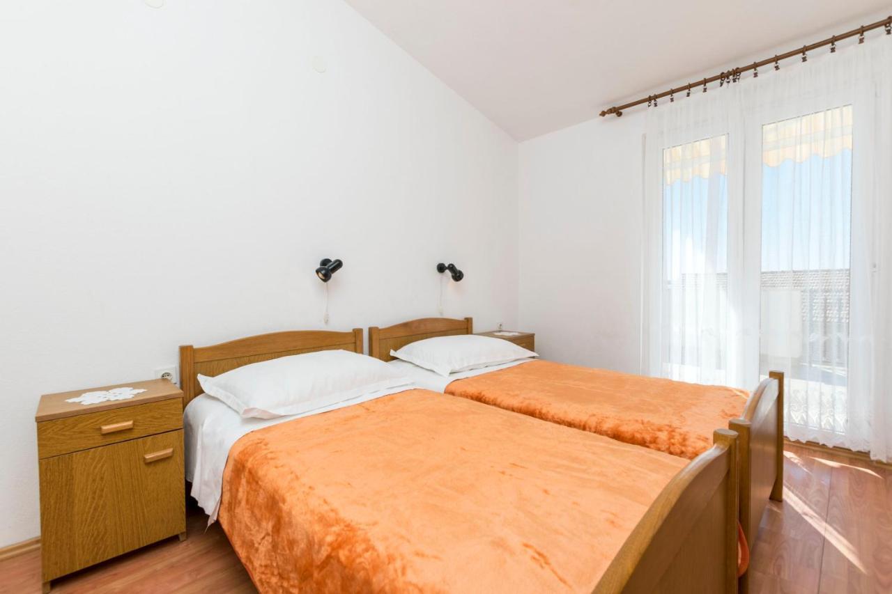 Apartments Neda Trogir Ngoại thất bức ảnh