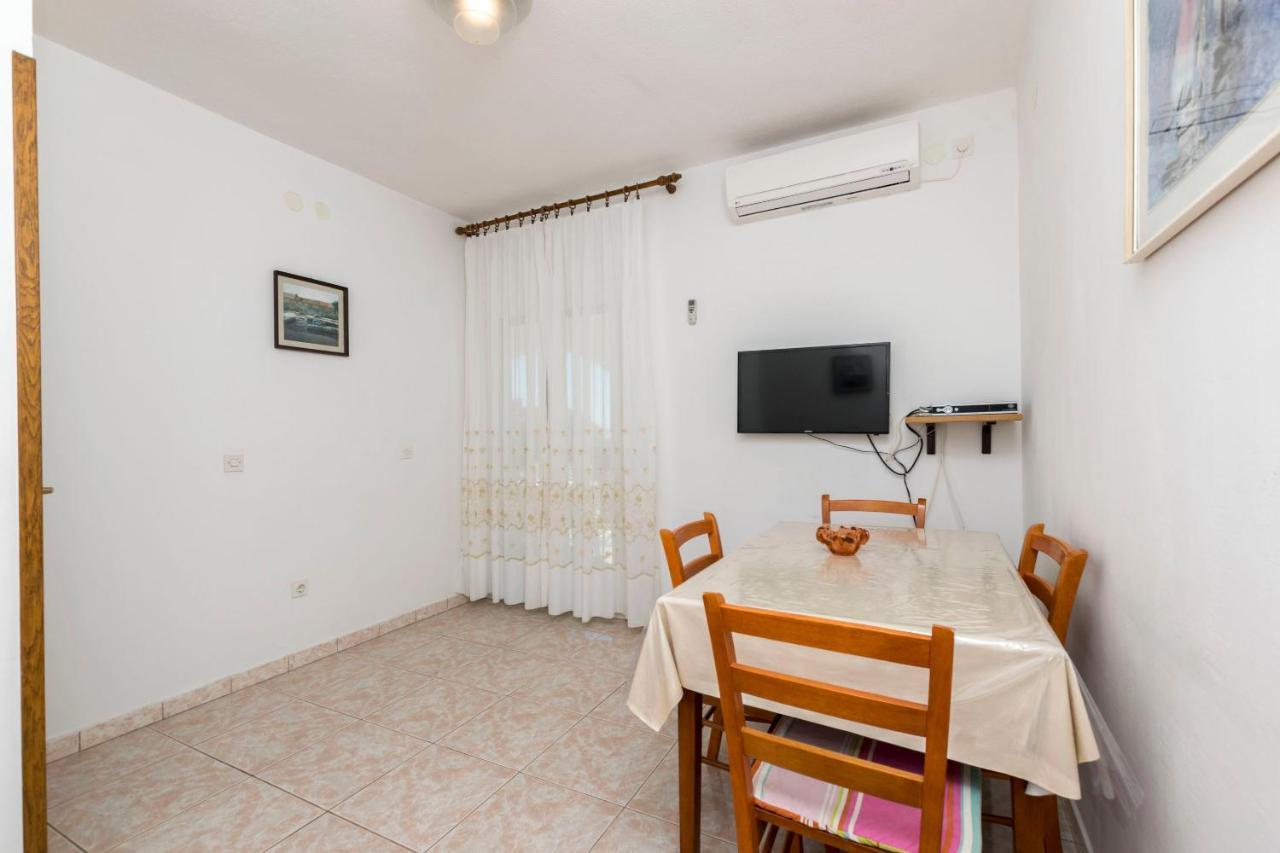 Apartments Neda Trogir Ngoại thất bức ảnh
