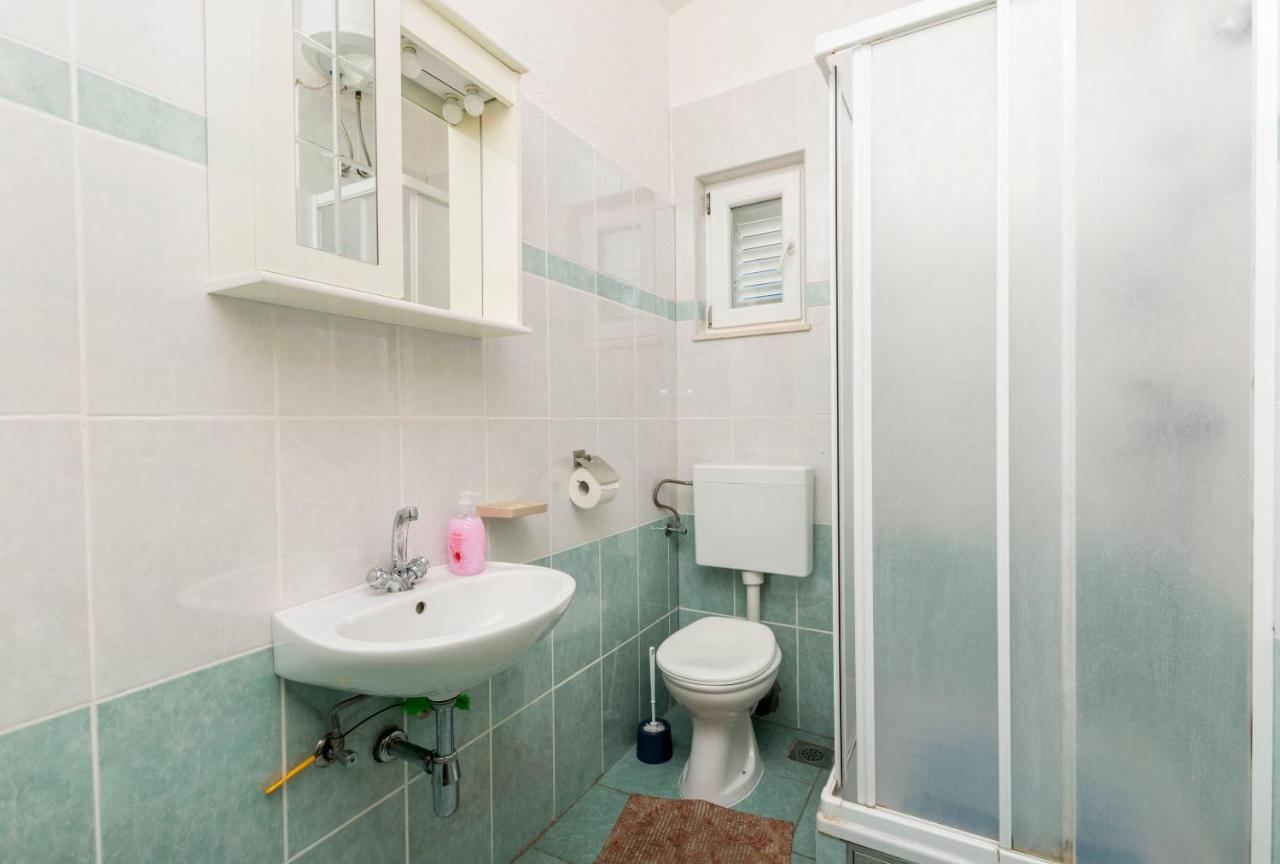 Apartments Neda Trogir Ngoại thất bức ảnh