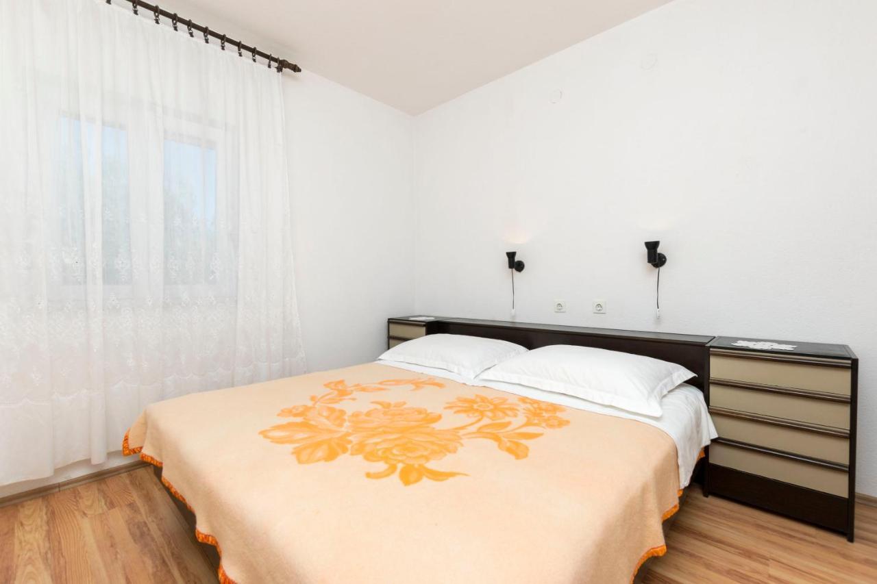 Apartments Neda Trogir Ngoại thất bức ảnh